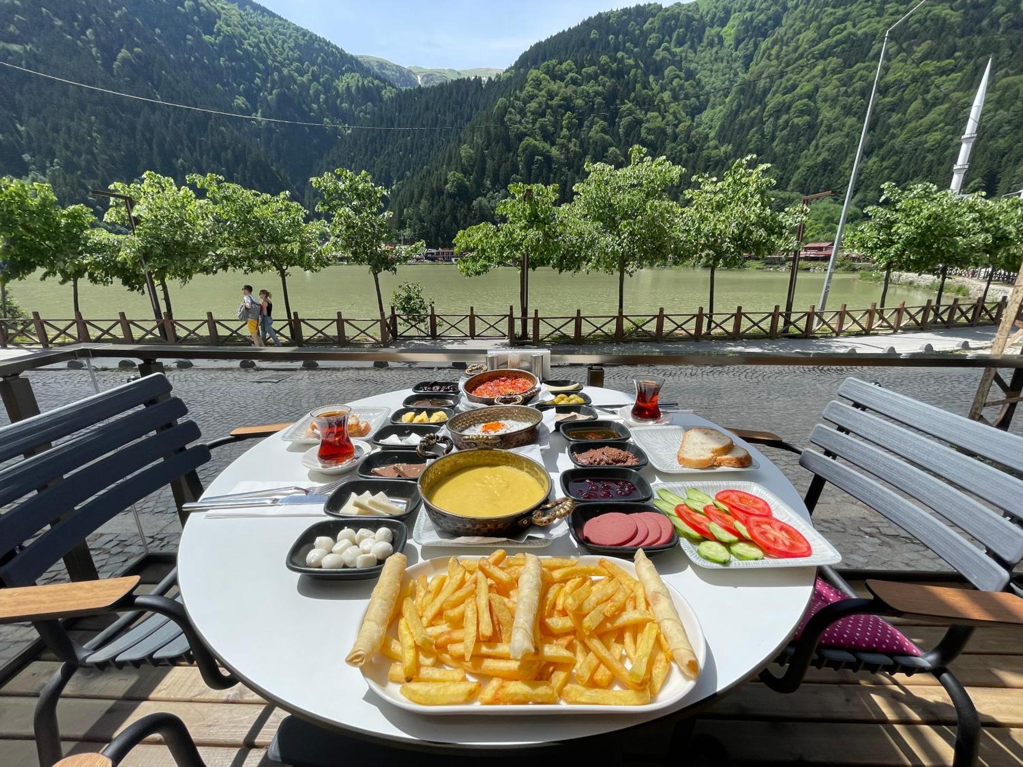 Ozkan Otel Uzungol Exterior photo
